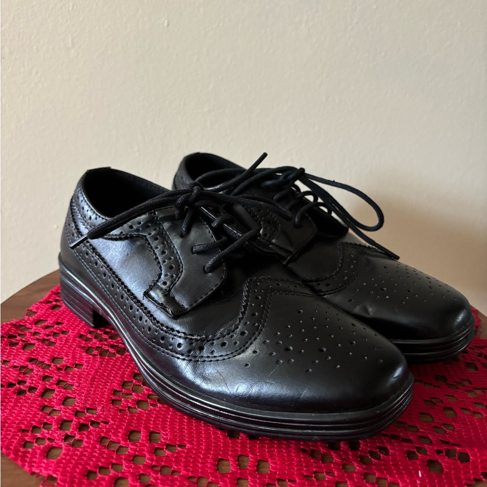 Deer Stags Black Leather Oxfords